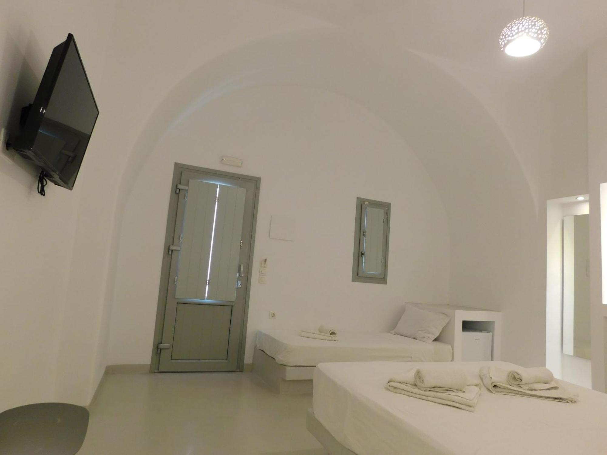 Fira Unique Rooms Exteriör bild